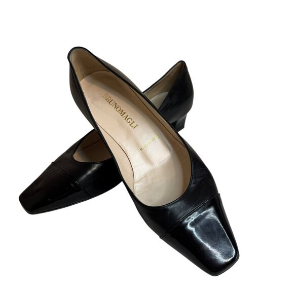 Bruno Magli Black Leather pumps Size 6 Made in Italy Classic Dress Shoes - Picture 5 of 8